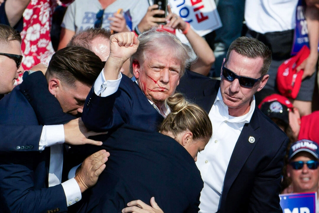 Homens baleados durante tentativa de assassinato de Trump criticam serviço secreto