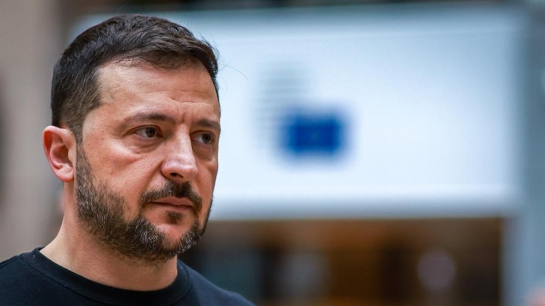 O presidente ucraniano Volodymir Zelenski durante a cúpula do Conselho Europeu em Bruxelas, em 17 de outubro de 2024 (EFE/EPA/OLIVIER HOSLET)