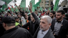 Sede de TV que chamou líderes do Hamas eliminados de terroristas é invadida no Iraque