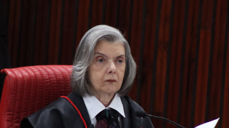 Ministra Carmen Lucia, participa da abertura da  sessão plenária do segundo semestre forense de 2023 (Foto Valter Campanato/Agência Brasil)