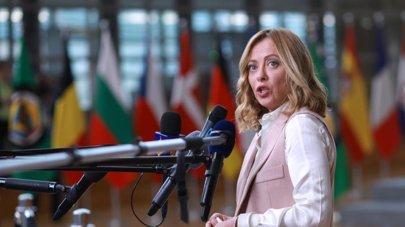 Imagem de arquivo da primeira ministra italiana, Giorgia Meloni (EFE/EPA/OLIVIER HOSLET)
