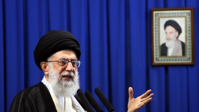 Foto de arquivo do líder supremo do Irã, Ali Khamenei (EFE/ABEDIN TAHERKENAREH)
