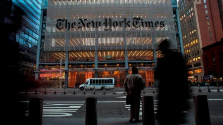 New York Times atacará novamente o Shen Yun Performing Arts 