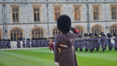 Ladrões mascarados invadem Castelo de Windsor enquanto família real dormia, revela jornal inglês 