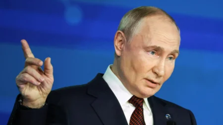 Putin assina nova doutrina que reduz o limite para Rússia usar armas nucleares