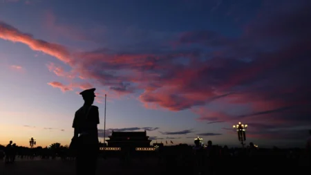 Reestruturação militar chinesa revela crise de poder do PCCh