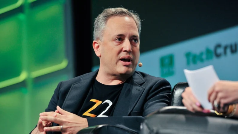 O empresário do setor de tecnologia David Sacks fala no palco durante o TechCrunch Disrupt SF 2016 no Pier 48, em São Francisco, em 13 de setembro de 2016. (Steve Jennings/Getty Images for TechCrunch)
