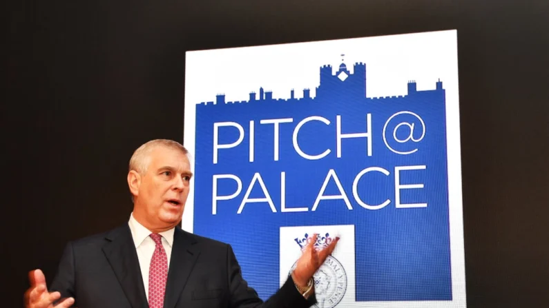 O Duque de York discursa durante um evento Pitch@Palace, uma iniciativa lançada em 2014 para apoiar empreendedores, no Palácio de St. James, em Londres, em 12 de dezembro de 2019. John Stilwell/PA
