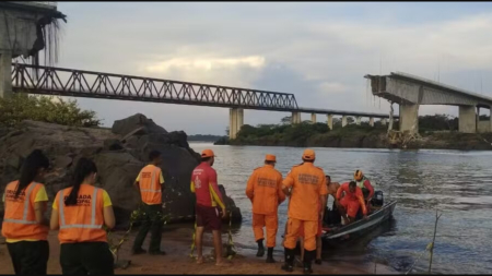 IBAMA confirma vazamento de ácido sulfúrico no rio Tocantis após queda da ponte Juscelino Kubitschek