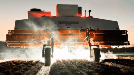 Tecnologia a laser utiliza IA para eliminar plantas daninhas 