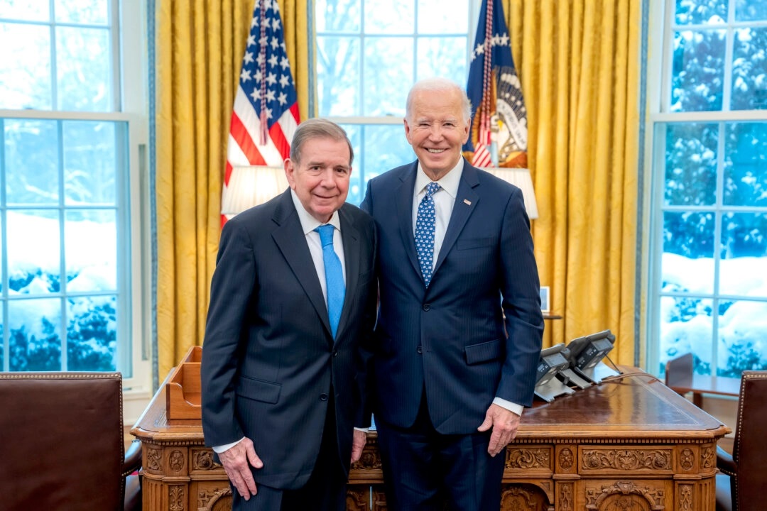 Líder da oposição venezuelana encontra-se com Biden em Washington