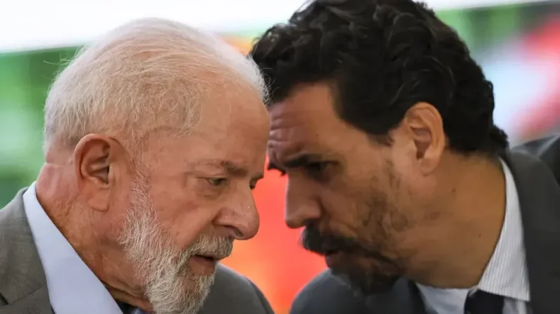 O novo secretário de Imprensa de Lula, Laércio Portela, tem 53 anos, é jornalista pernambucano e trabalhou na campanha de Hugo Chavez a presidente da Venezuela em 2012 (Imagem:  Marcelo Camargo/Agência Brasil)


