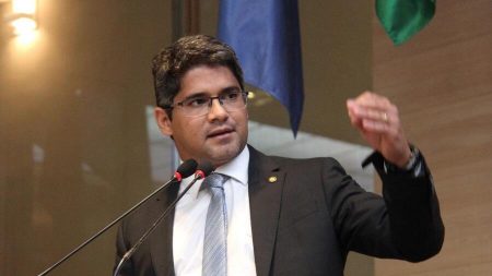 Após cinco ‘visitas’ da PF à prefeitura do Recife, oposição tenta CPI outra vez