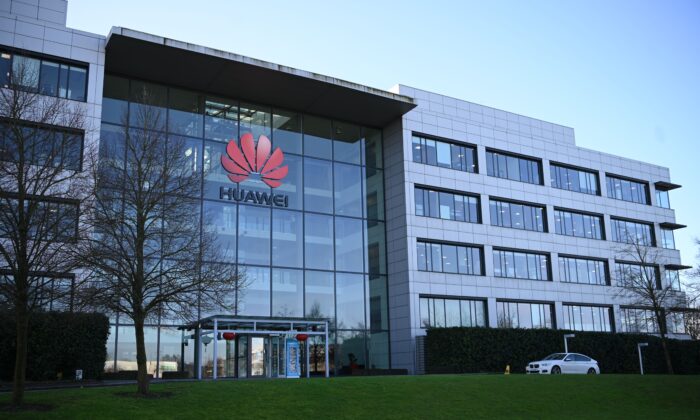 Os principais escritórios da Huawei no Reino Unido, em Reading, oeste de Londres, em 28 de janeiro de 2020 (Daniel Leal-Olivas / AFP via Getty Images)