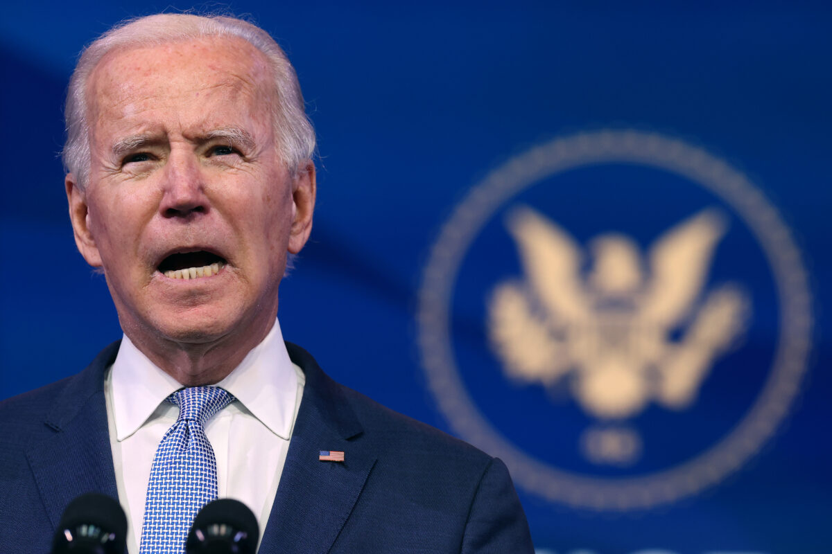 O presidente eleito Joe Biden faz um discurso em Wilmington, Delaware, em 6 de janeiro de 2021 (Chip Somodevilla / Getty Images)